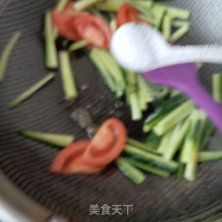 黄瓜炒鹿心的做法步骤：7