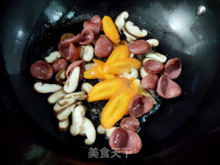 家常炒年糕的做法步骤：5