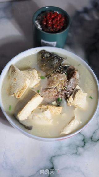 豆腐萝卜鲫鱼汤的做法步骤：10