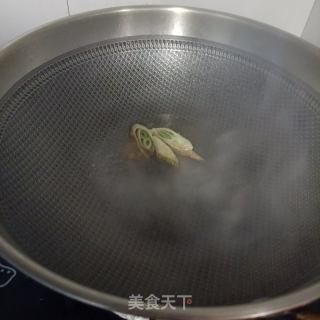 “腊味”辣肠大虾炒芸豆的做法步骤：10