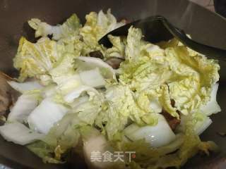 五花肉烧白菜豆腐的做法步骤：3