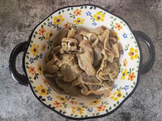 白菜粉条炖羊肉卷的做法步骤：4
