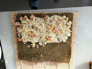 炒饭寿司的做法步骤：2
