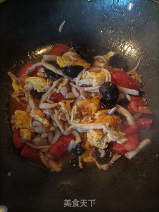 白玉菇番茄炒鸡蛋的做法步骤：16