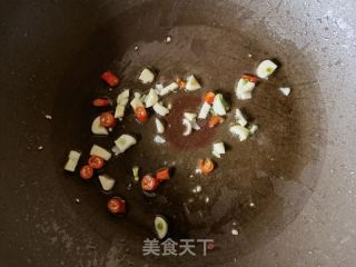 黑胡椒酱炒牛肉卷的做法步骤：5