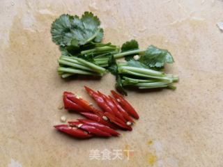 生菜芯拌海参的做法步骤：2
