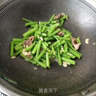 蒿子杆炒护心肉的做法步骤：9