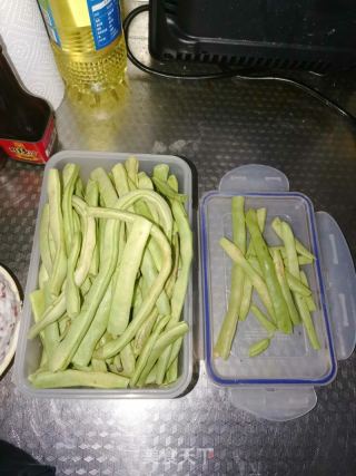豆角烧肉面的做法步骤：2