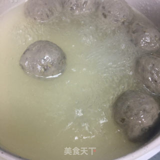 肉丸粉丝白菜煲的做法步骤：5