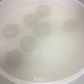 肉丸粉丝白菜煲的做法步骤：2