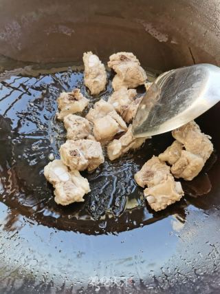排骨烧白萝卜的做法步骤：4
