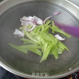 莴苣炒鹿心的做法步骤：10