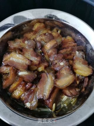 腊肉蒸金针菇的做法步骤：5