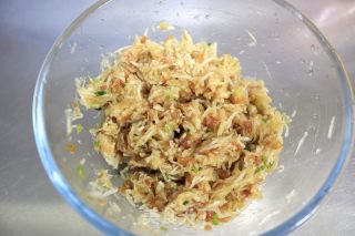 猪肉白萝卜饺子的做法步骤：5
