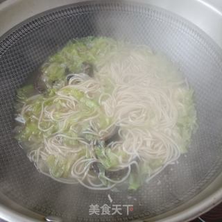 海参白菜炝锅面的做法步骤：11