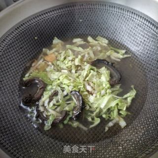 海参白菜炝锅面的做法步骤：7