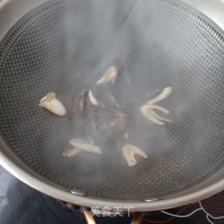 海参白菜炝锅面的做法步骤：5