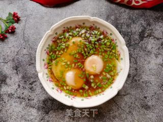 酸汤荷包蛋的做法步骤：10
