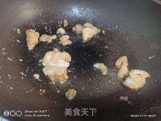 油堆炒黑豆芽的做法步骤：2