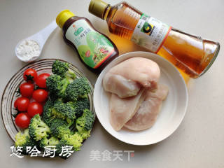 无油水滑鸡胸肉的做法步骤：1