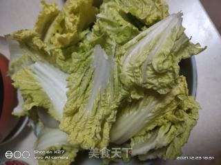 香肠炒娃娃菜的做法步骤：1