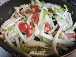 娃娃菜梗炒牛肉的做法步骤：4