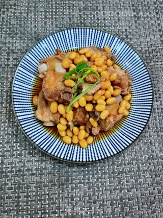黄豆焖排骨的做法步骤：12
