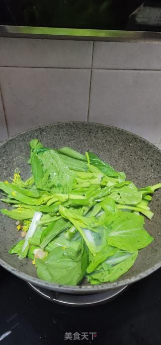 炒菜心的做法步骤：5