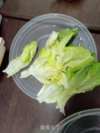 生菜牛肉拌面的做法步骤：1