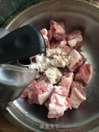 豆豉排骨饭的做法步骤：3
