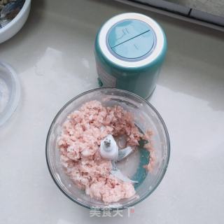 烫面梅干菜肉饼的做法步骤：1