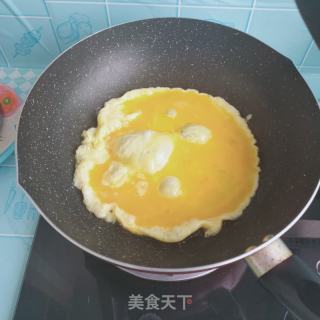 培根黄瓜炒鸡蛋的做法步骤：6