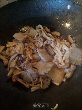 香菇白玉菇炒肉片的做法步骤：13