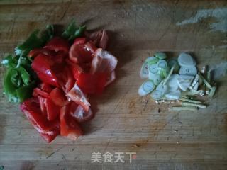 香菇白玉菇炒肉片的做法步骤：4