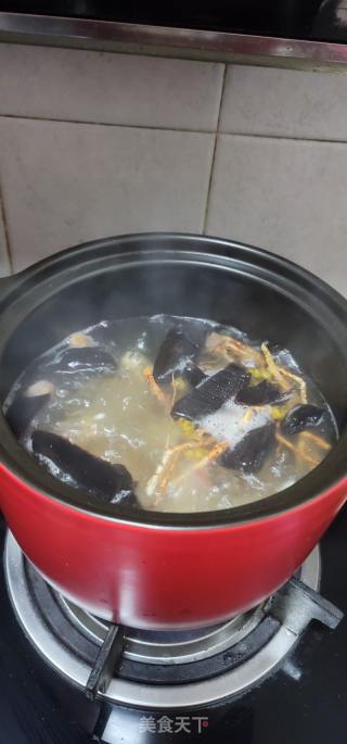 灵芝青橄榄猪骨汤的做法步骤：4