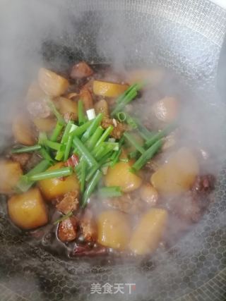土豆烧肉的做法步骤：6
