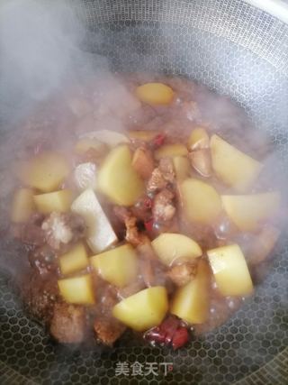 土豆烧肉的做法步骤：5