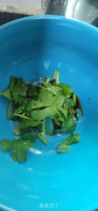 甜笋芹菜鲜肉水饺的做法步骤：13