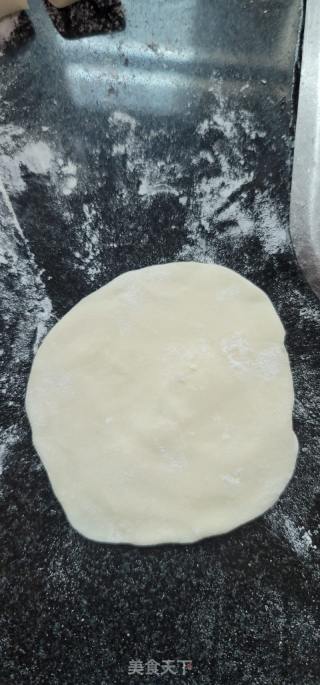 甜笋芹菜鲜肉水饺的做法步骤：7