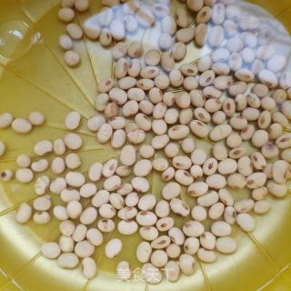 芹菜麦片豆浆的做法步骤：1
