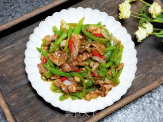 青椒小炒肉的做法步骤：13