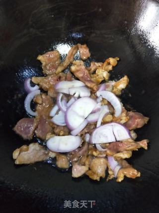 青椒小炒肉的做法步骤：9