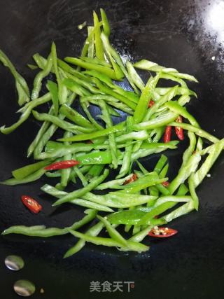 青椒小炒肉的做法步骤：5