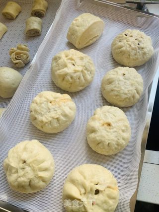 白菜猪肉包子的做法步骤：7