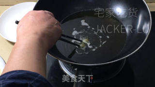 家常糖醋里脊，酸甜可口，色泽金黄诱人，制作简单，孩子最爱。的做法步骤：10