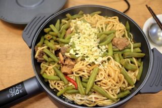 排骨豆角焖面的做法步骤：10