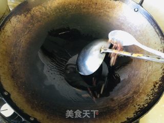 土豆丝炒酸菜的做法步骤：5
