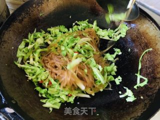 莲花菜炒粉条的做法步骤：11