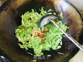 莲花菜炒粉条的做法步骤：6