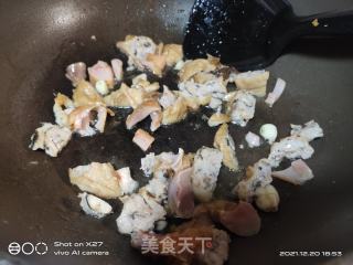 香菇肉末油面筋炒四季豆的做法步骤：4